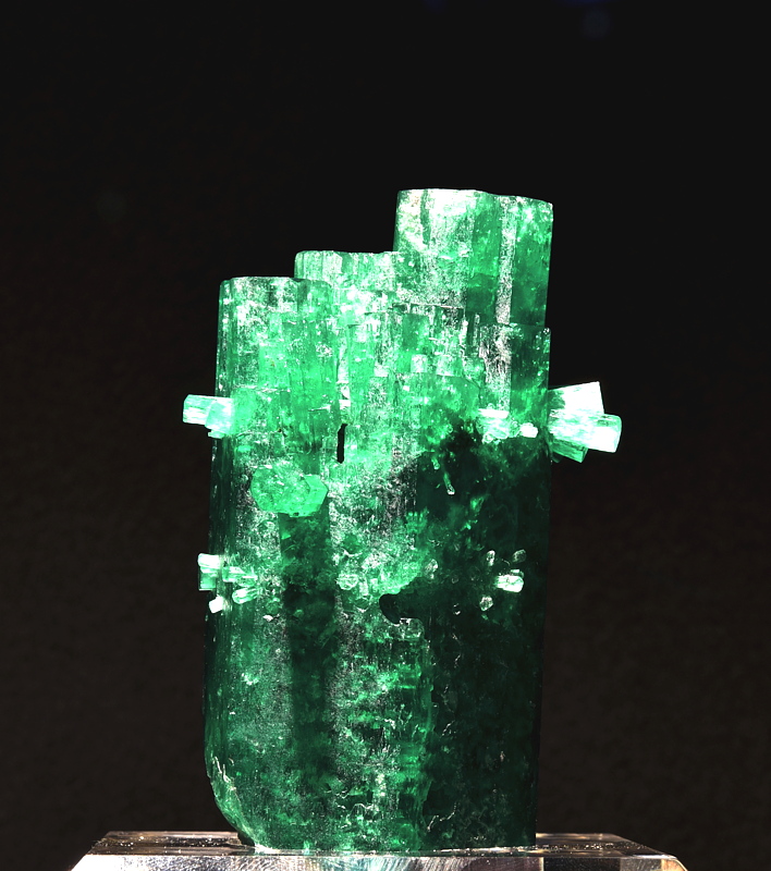 Smaragd| H: 11.5 cm; F: Cosquez-Mine, Kolumbien; Sammlung: Euene S. Meieran 