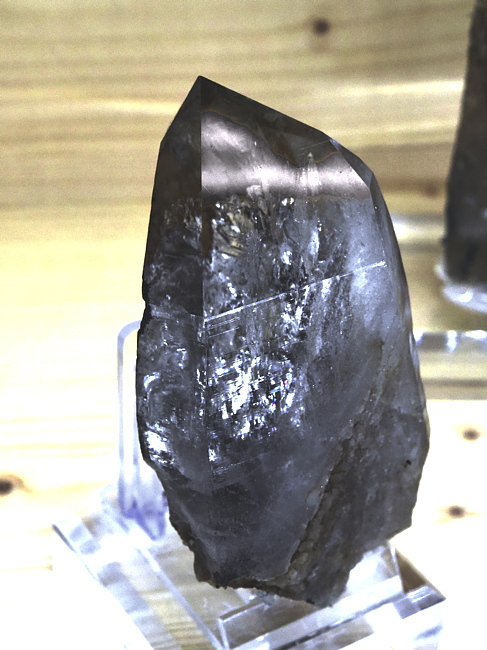 Bergkristall mit 'Innenleben' | H: 9 cm; F: Mitterbach; Finder: Roland Brugger 