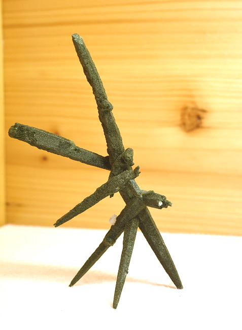 Figur aus chloritisierten Quarzen| H: 8 cm; F: Rifflkar, Stubachtal; Finder: Wolfgang Scharler