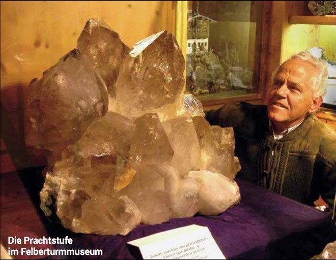 Prachtstufe aus der grossen Kluft| leicht rauchige Bergkristalle, 110 kg; Fundort: Felbertal; Diese Stufe, sowie auch die zweitgrösste aus der gleichen Kluft, stehen als Leihgaben bis auf weiteres im Felberturm-Museum in Mittersill.