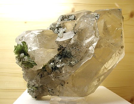 Titanit auf grossem Quarz| Amertal, AT; B: 23cm; Coll. Josef Papp