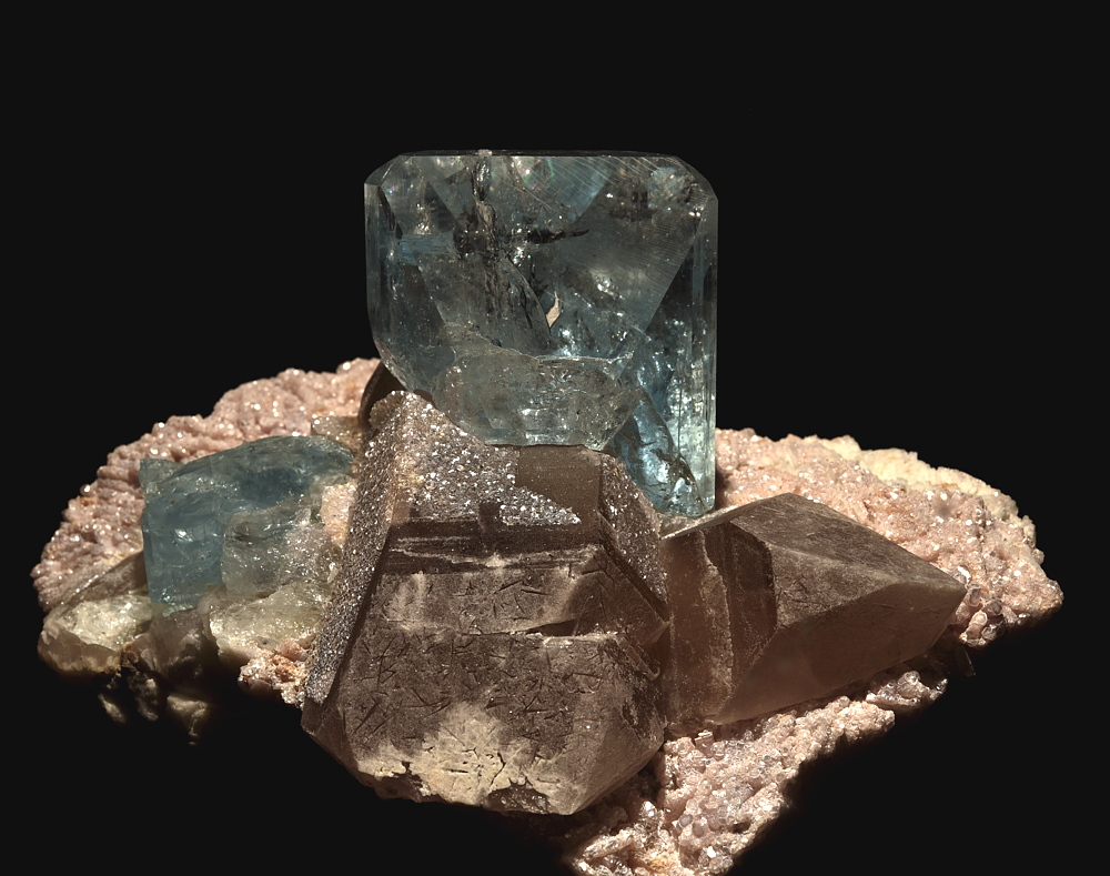 Topas mit Quarz| B: 20 cm; F: Teixerinha Mine, Minas Gerais, Brasilien; Sammlung: Marco Tironi 