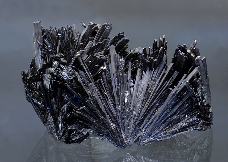 Stibnit (Antimonit)| B: 7 cm, F: Baja Sprie, Rumänien 