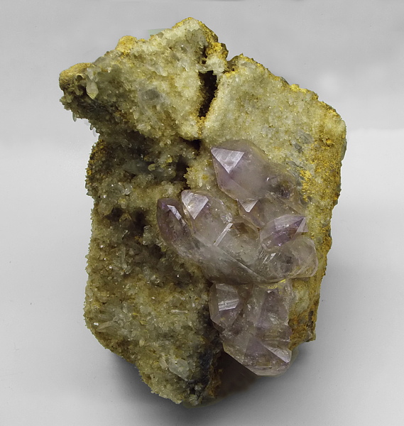 Amethyst| 9 x 15 cm; Fundort: Tristenspitze; Sammlung: Reinhold Plaickner 