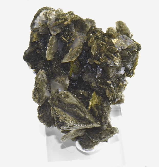 Grünbraune Titanite mit Adular| H: 6 cm; F: Umbaltal; Sammlung: Roland Brugger