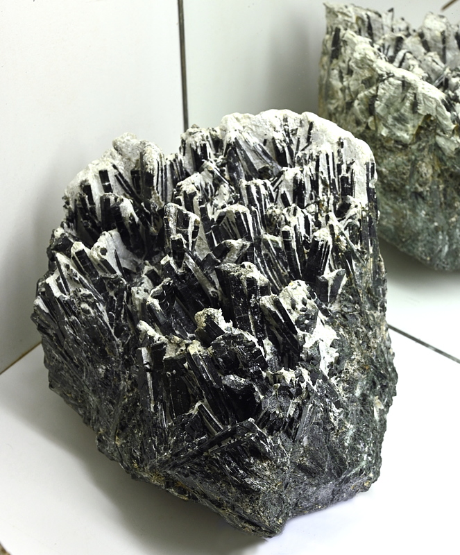 Aktinolith| H: 10 cm; F: Pfitscher Joch; Sammlung: Karl Ainhauser