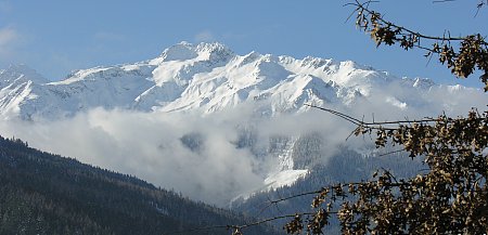 Aussicht vom Senningerhof in Richtung Habachtal