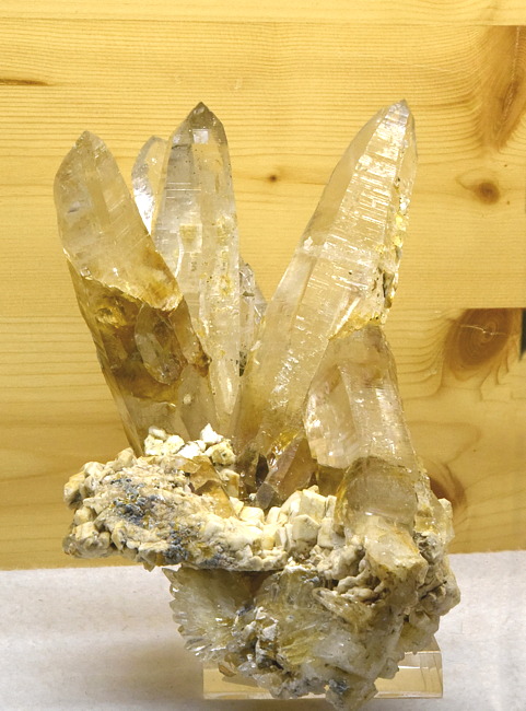 Bergkristalle mit Periklin| H: 20 cm; F: Rauris; Finder: Toni Simair