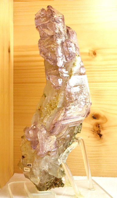 Zepteramethyst gefenstert| H: 25 cm; F: Saurüssel, Zillertal; Sammler: Erika und Rudolf Planitzer; Fund 1976