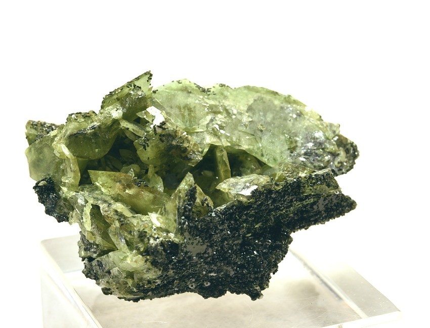 Titanit-Aggregat mit Chlorit| B: 5 cm; F: Ankogelgruppe, Kärnten; Finder: Andreas Mikl, 2016