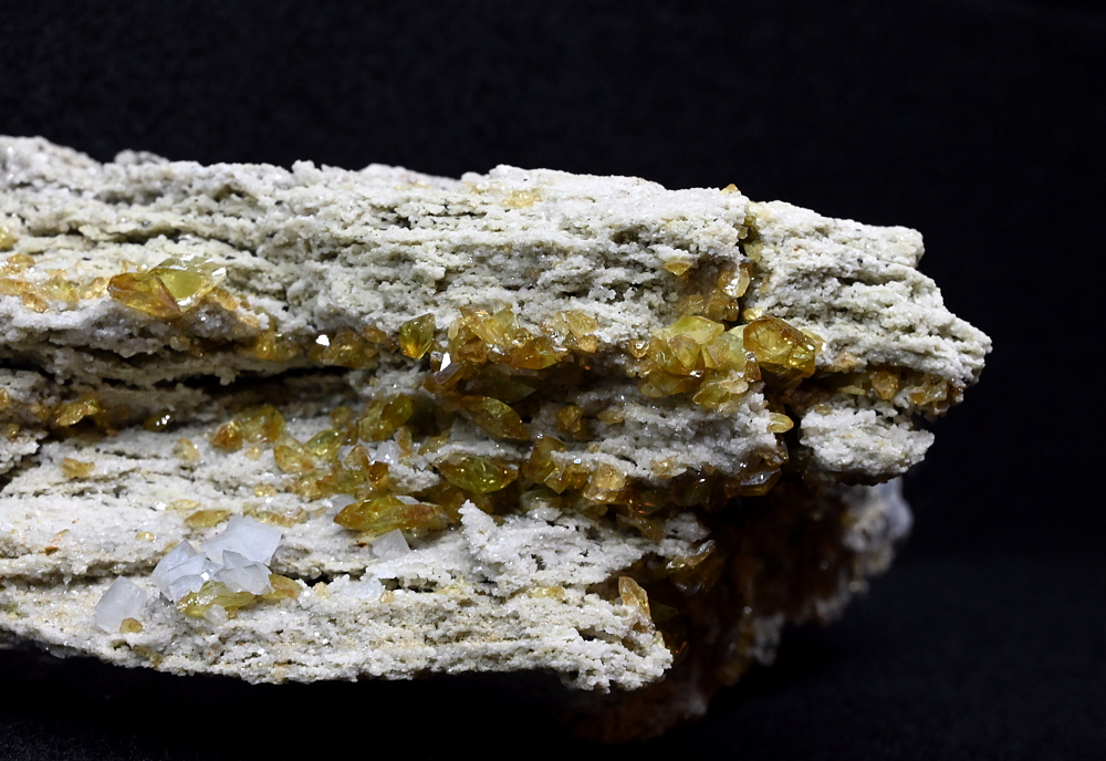 goldgelbe Sphene| BB:5 cm; F: Felbertal; Finder: Hannes und Gerhard Hofer