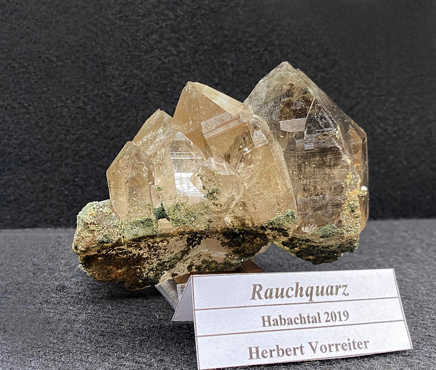 Rauchquarz| B=12cm, Fundort: Habachtal; Finder: Herbert Vorreiter