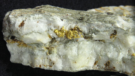 Gold in Calcit| Bergwerk 