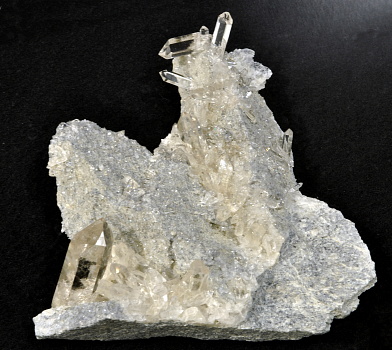 Bergkristall-Stufe| sehr klare Quarze; F: Rotlaui, BE; B: 12cm (Sammlung Pius Birrer)