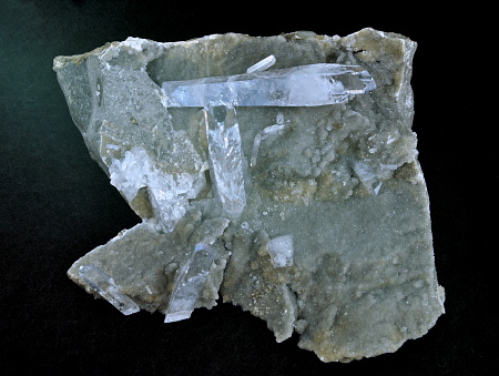 Coelestin-Kristalle auf Matrix| F: La Reuchenette, BE; B: 9cm (Sammlung Kurt Koch)