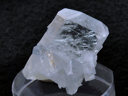 Tafliger Coelestin-Kristall| F: La Reuchenette, BE; H: 4cm (Sammlung Kurt Koch)