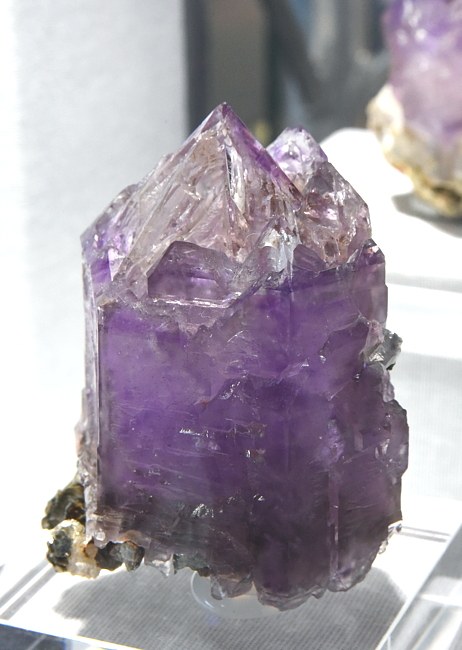 Amethyst-Fensterquarz| H: 6 cm; F: Mörchnerkar, Zillertal, T/Ö; Sammlung: Saphira Minerals