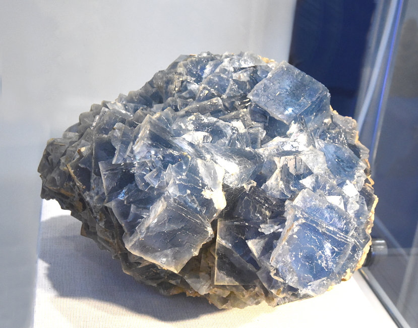 Blauer Fluorit| B: 12 cm; F: Weisseck, Sbg/Ö; Sammlung: Alexander Spunda