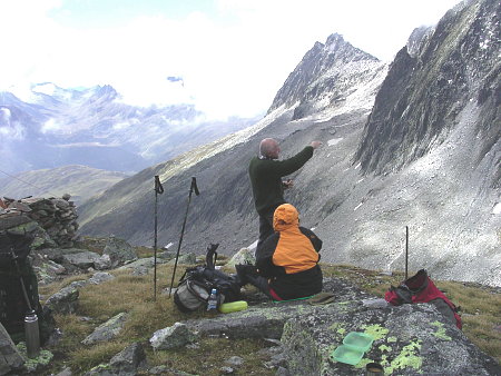 Erläuterungen für einen Gast| - 'Geostunde' im Val Val 