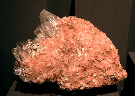 Rosafluorit und Quarz, Göschenealp; B: 20cm! Coll. Franz Jauch (Amsteg, UR)