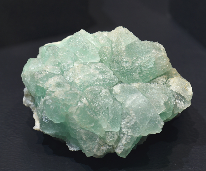 Grüner Fluorit| B: 8 cm; F: Nufenen, TI; Sammlung: Bruno Schaub