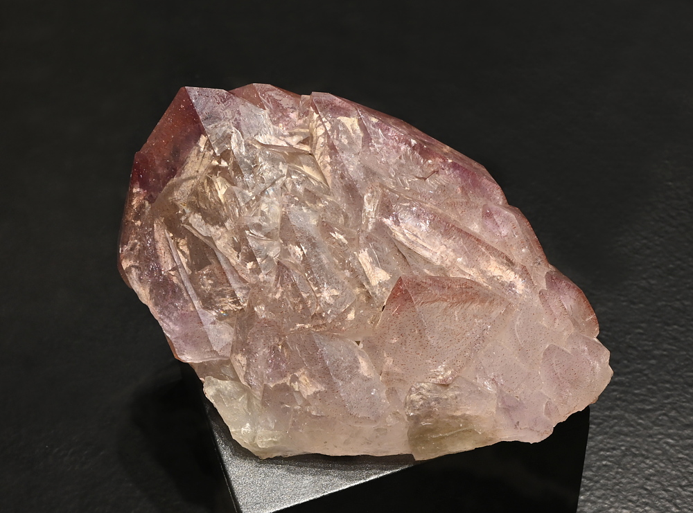 Amethyst-Spitze| B: 8 cm; F: Fieschergletscher, VS; Sammlung: ETH-Zürich