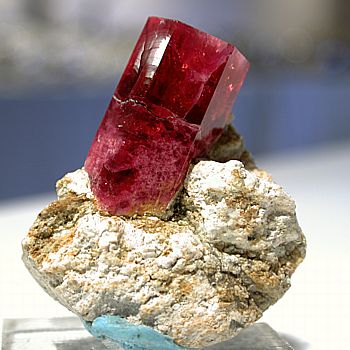 Roter Beryll| LK: 1.8 cm; Fundort: Wah Wah Mountains, Utah, USA;