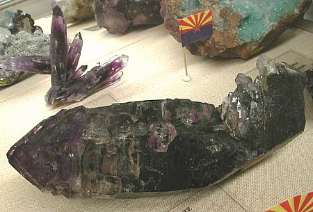 grosser Amethyst/Rauchquarz, Montana, USA| L: 22 cm (Donor: W.V. Whitmore) [1635]